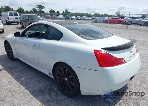 2008 Infiniti G37 Journey z USA, uszkodzony, nr VIN JNKCV64E28M131134
